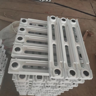 鑄鐵暖氣片新藝566兩柱老式散熱器